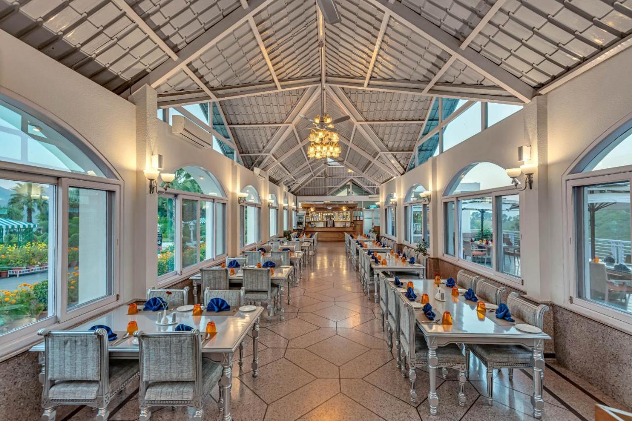 Club Mahindra Kandāghāt Kültér fotó